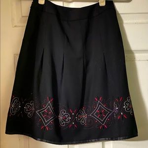Loft A-line skirt w embroidery detail
